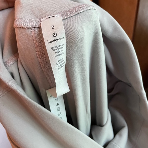 NWOT Lululemon Align High Rise Pant 28” - Picture 6 of 8